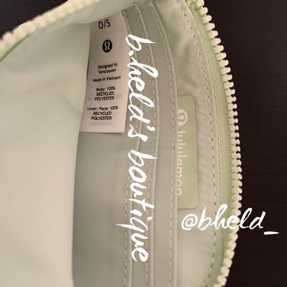 lululemon Clippable Card Pouch Wallet in Kohlrabi Green/Pistachio OS New NWT - Picture 11 of 14
